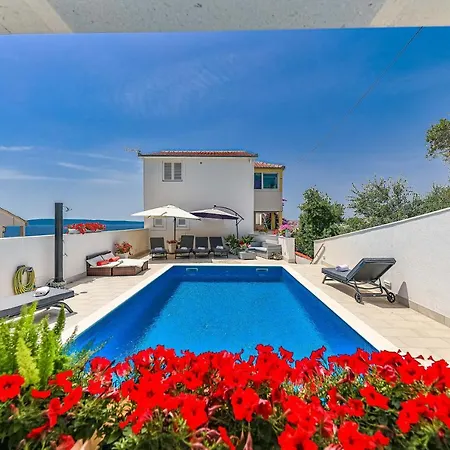 Apartamento Nea Leona Trogir